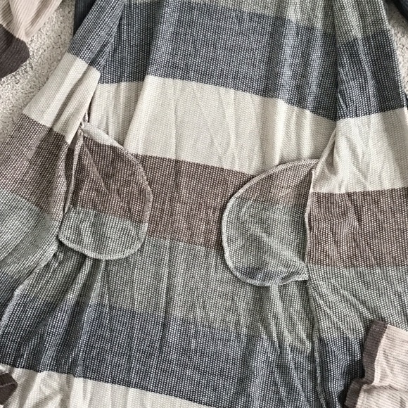 Eclipse Multicolor Block Cardigan - Picture 4 of 8